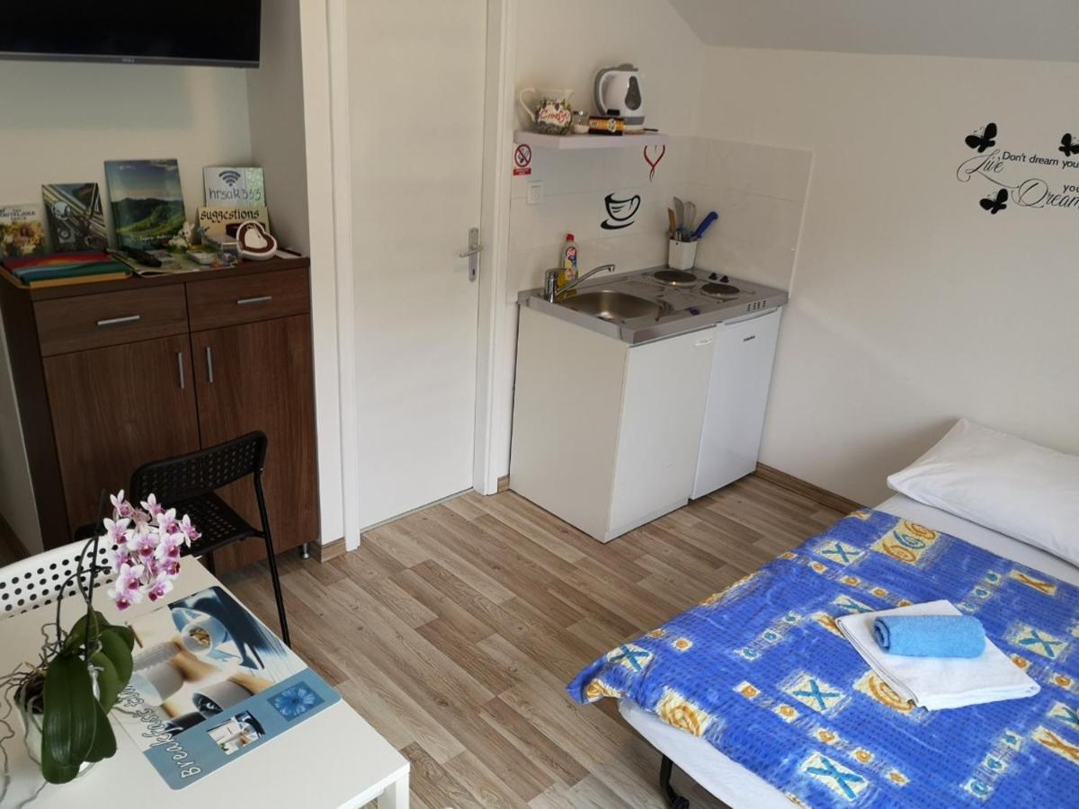 Apartmani Hrsak Krapina Exteriör bild
